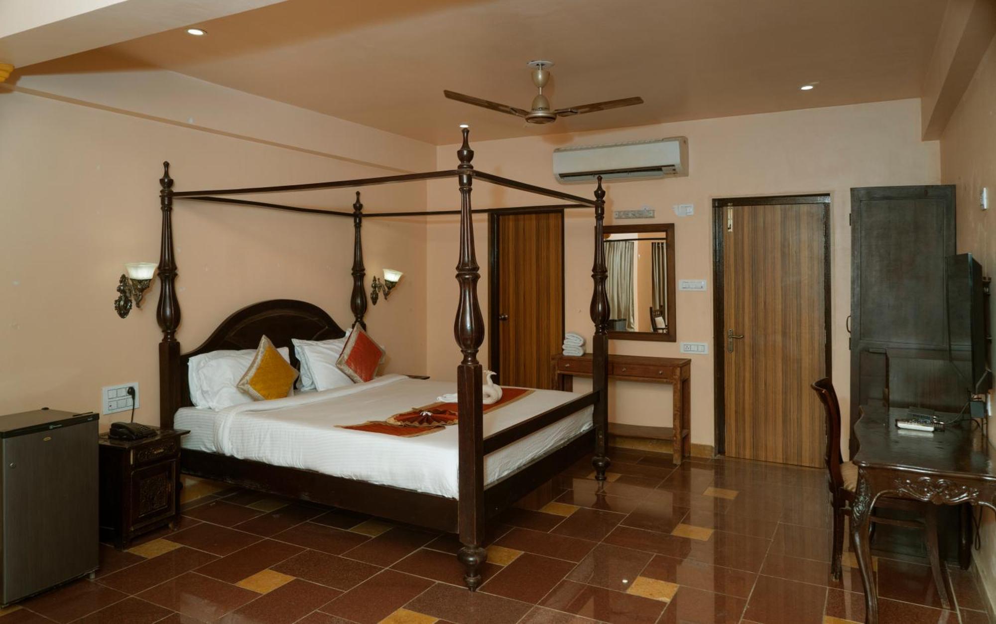 Udai Nature Valley Resort - A Peace Full Farmhouse Resort Удайпур Экстерьер фото