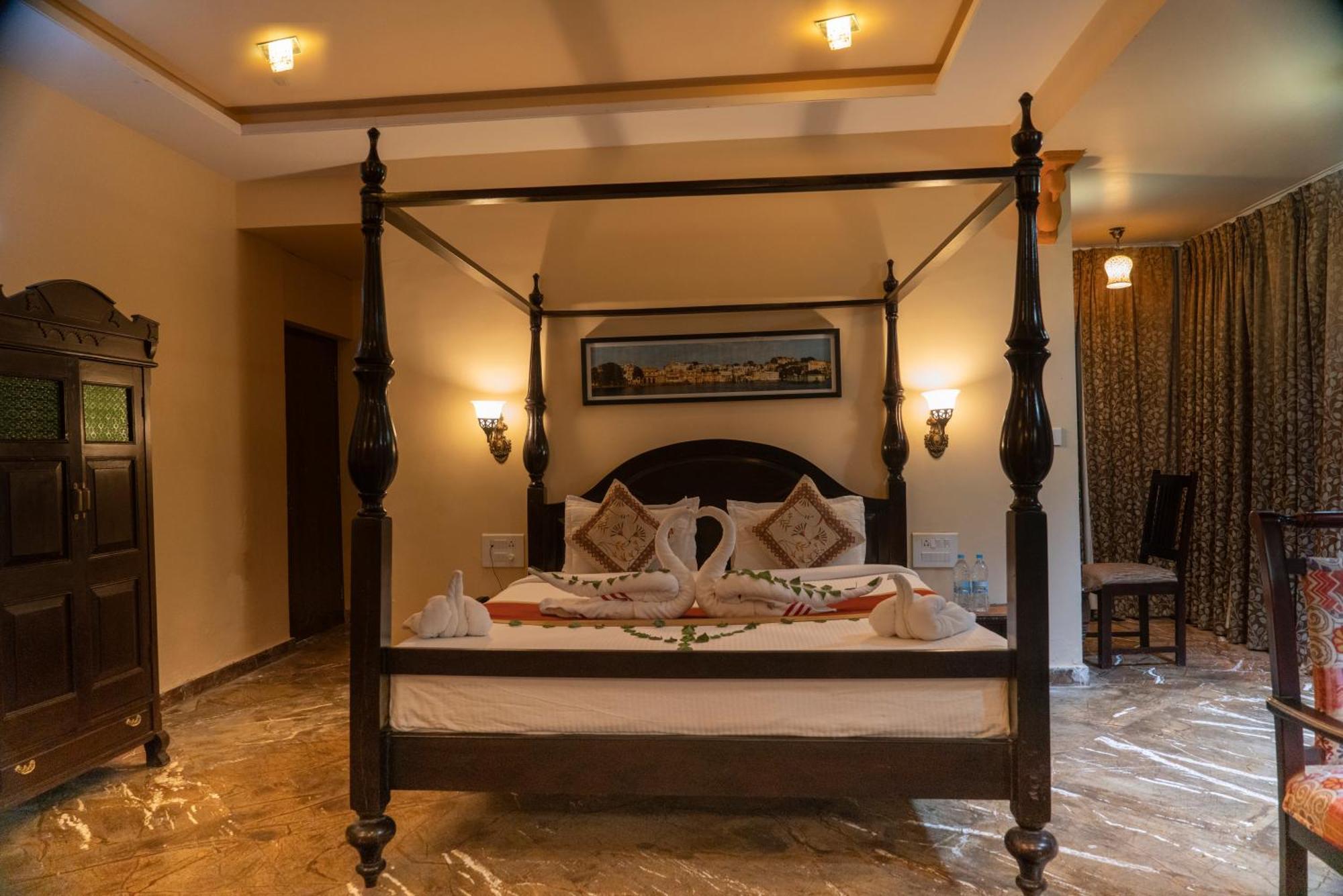 Udai Nature Valley Resort - A Peace Full Farmhouse Resort Удайпур Экстерьер фото